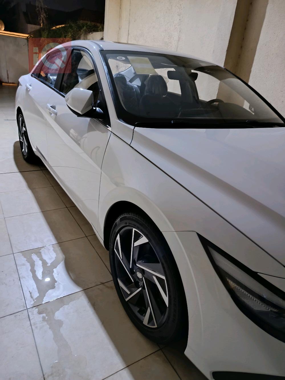 هيونداي النترا